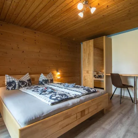 Rosa Semesterbostad Reith im Alpbachtal